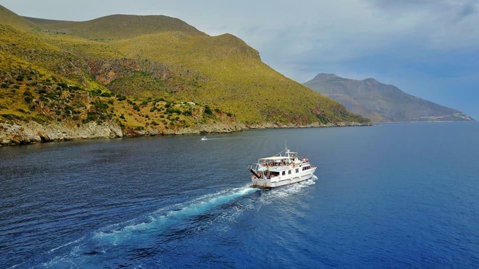 Case Vacanze Terra Sinus แตร์ราซีนี ภายนอก รูปภาพ